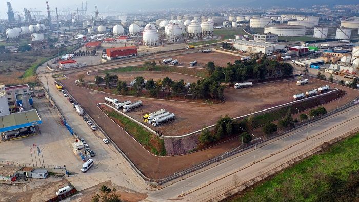 Körfez Barbaros Tır Parkı